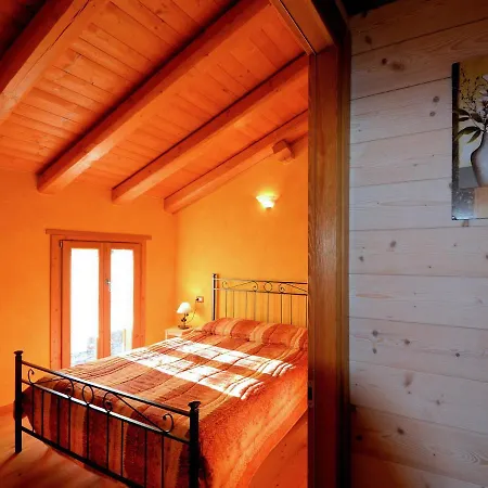 Holiday home Locazione Turistica Le Baite Di Bodone - Grv611
